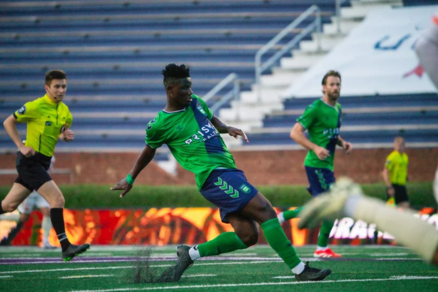 ROPAPA MENSAH